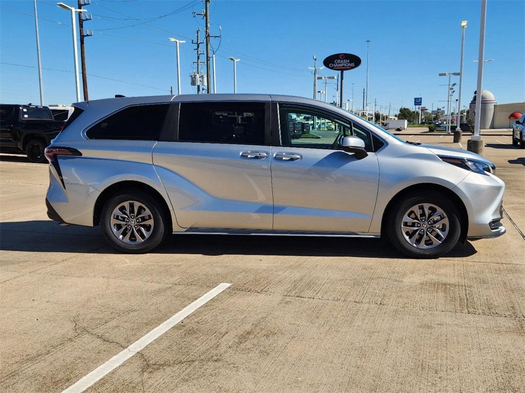 used 2024 Toyota Sienna car, priced at $41,288