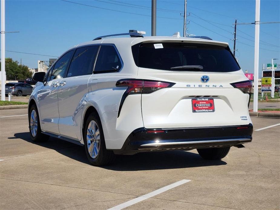 used 2021 Toyota Sienna car, priced at $38,788