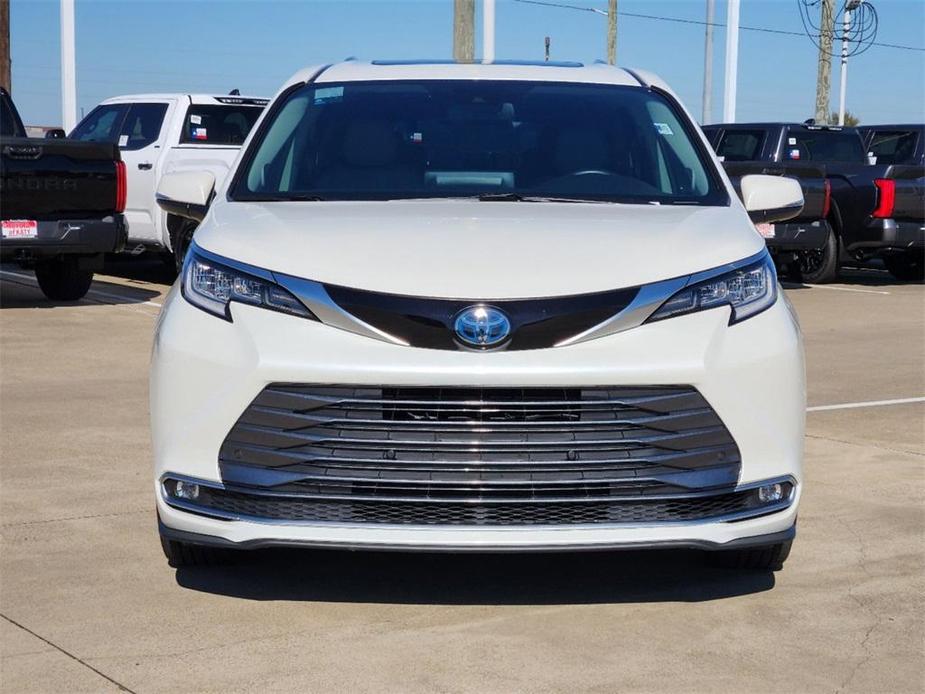 used 2021 Toyota Sienna car, priced at $38,788