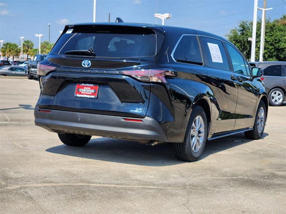 used 2024 Toyota Sienna car, priced at $44,005