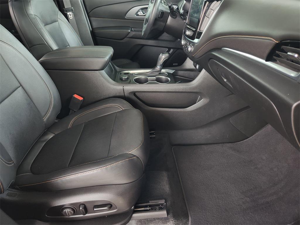 used 2019 Chevrolet Traverse car, priced at $20,495