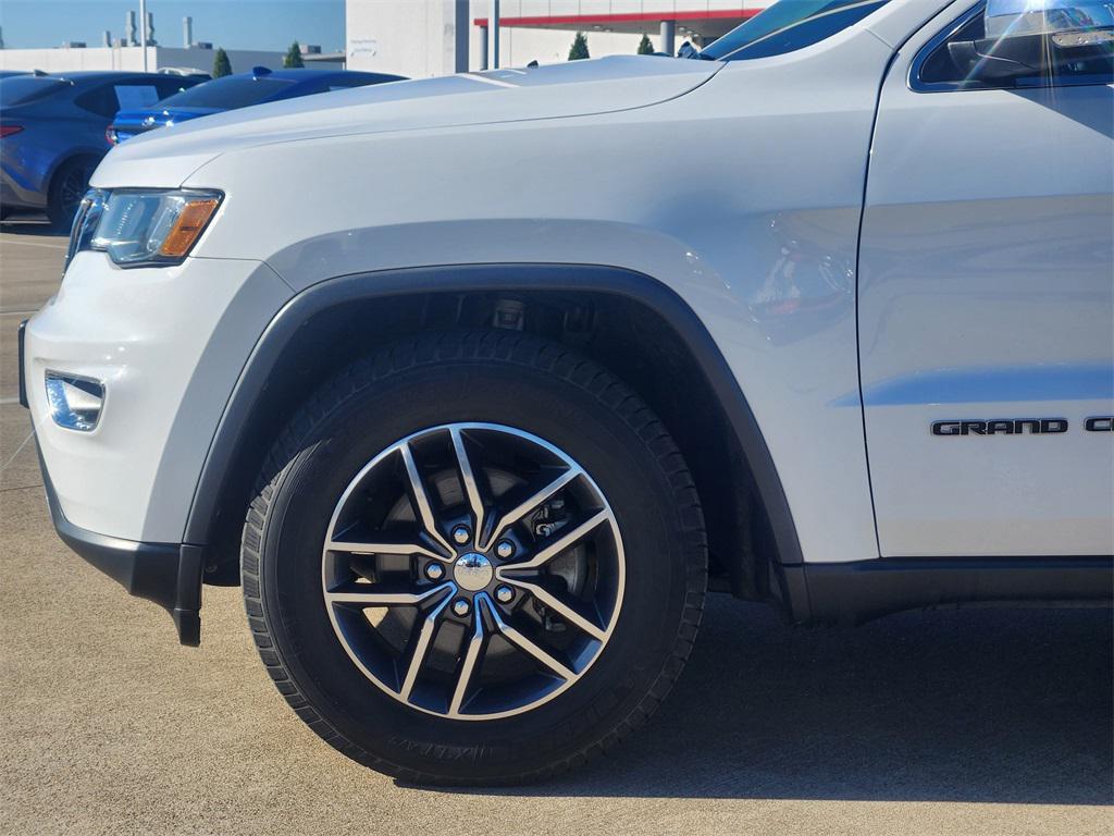 used 2017 Jeep Grand Cherokee car, priced at $12,495