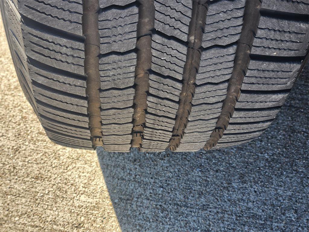 used 2017 Jeep Grand Cherokee car, priced at $12,495