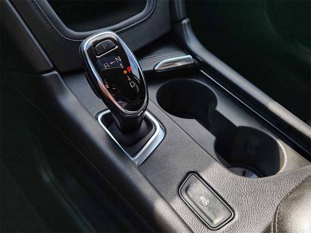 used 2017 Cadillac XT5 car, priced at $15,995