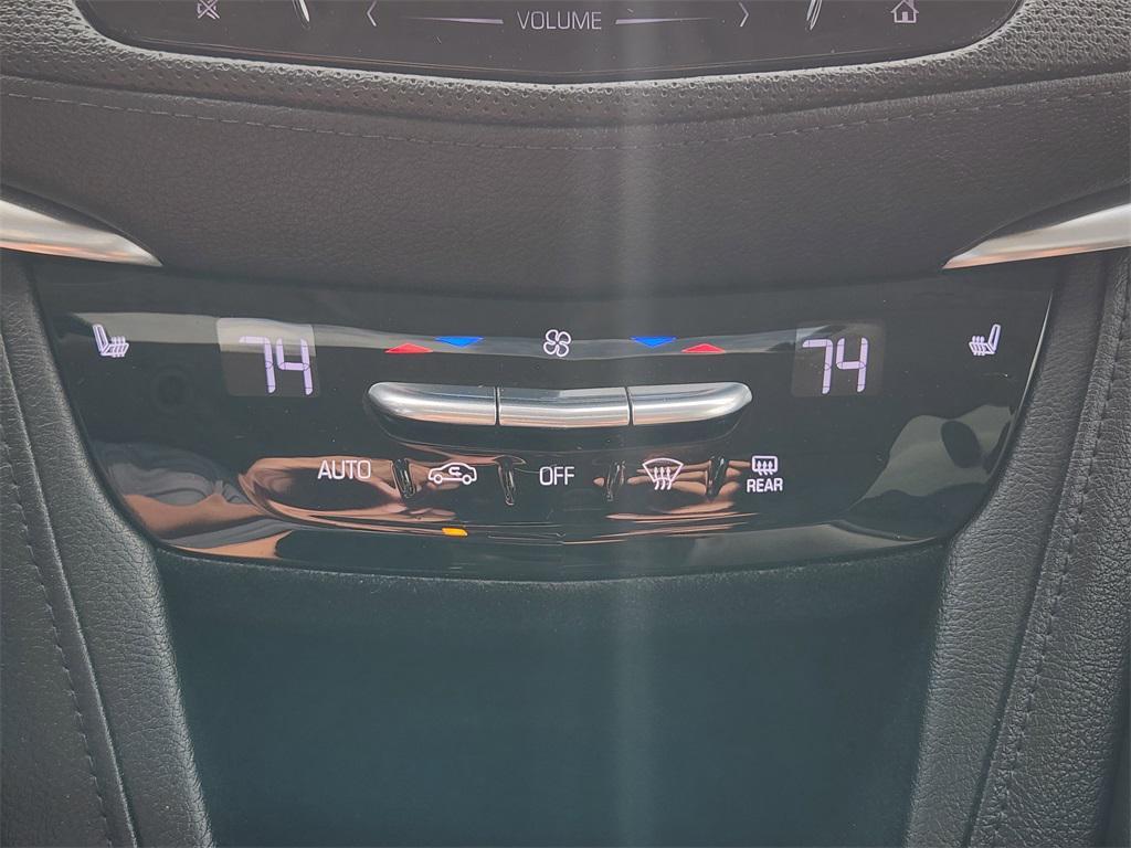 used 2017 Cadillac XT5 car, priced at $15,995