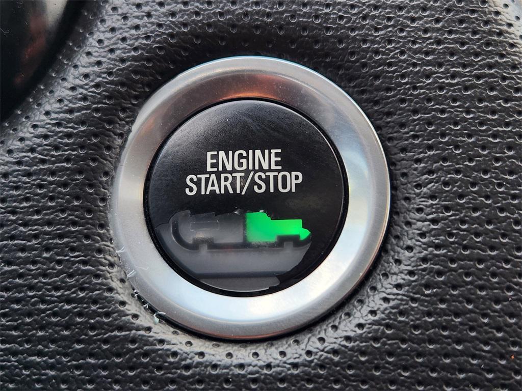 used 2017 Cadillac XT5 car, priced at $15,995