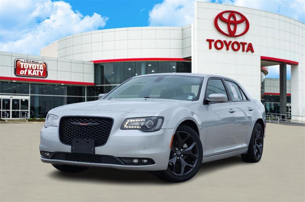 used 2023 Chrysler 300 car, priced at $26,996