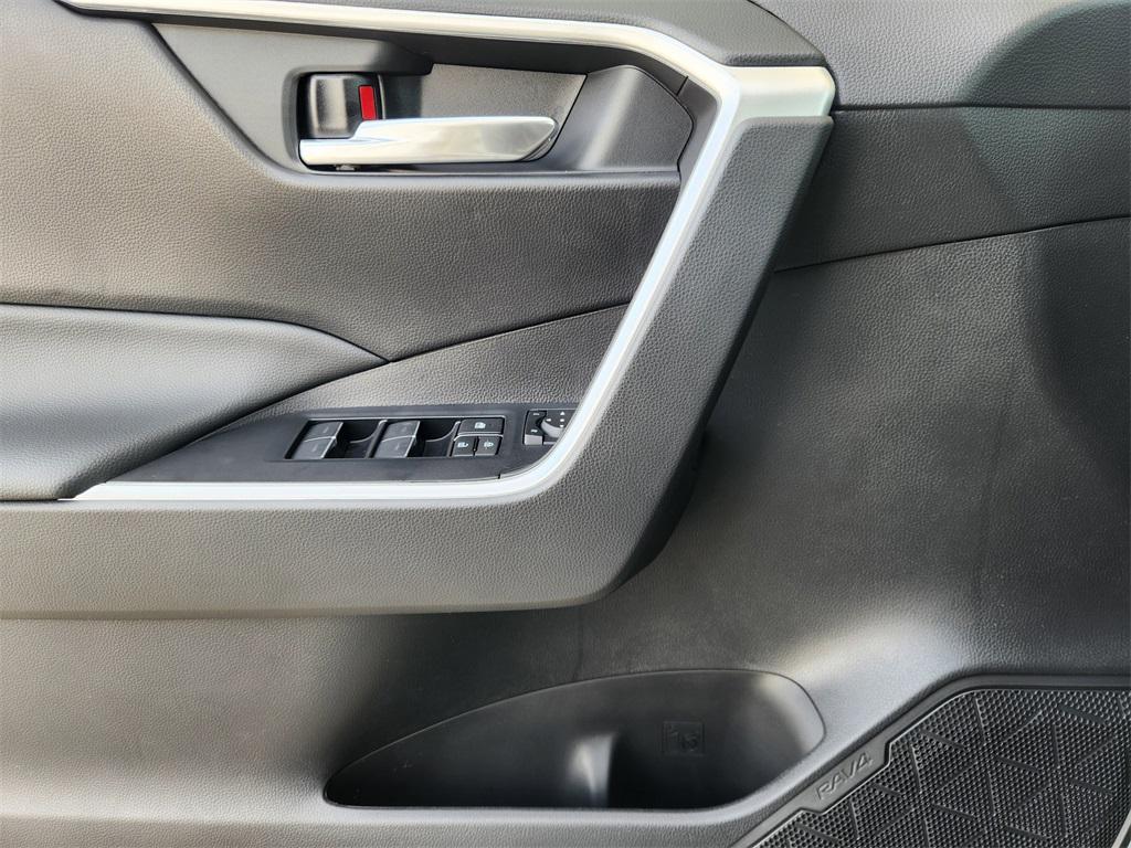 new 2025 Toyota RAV4 car, priced at $35,184
