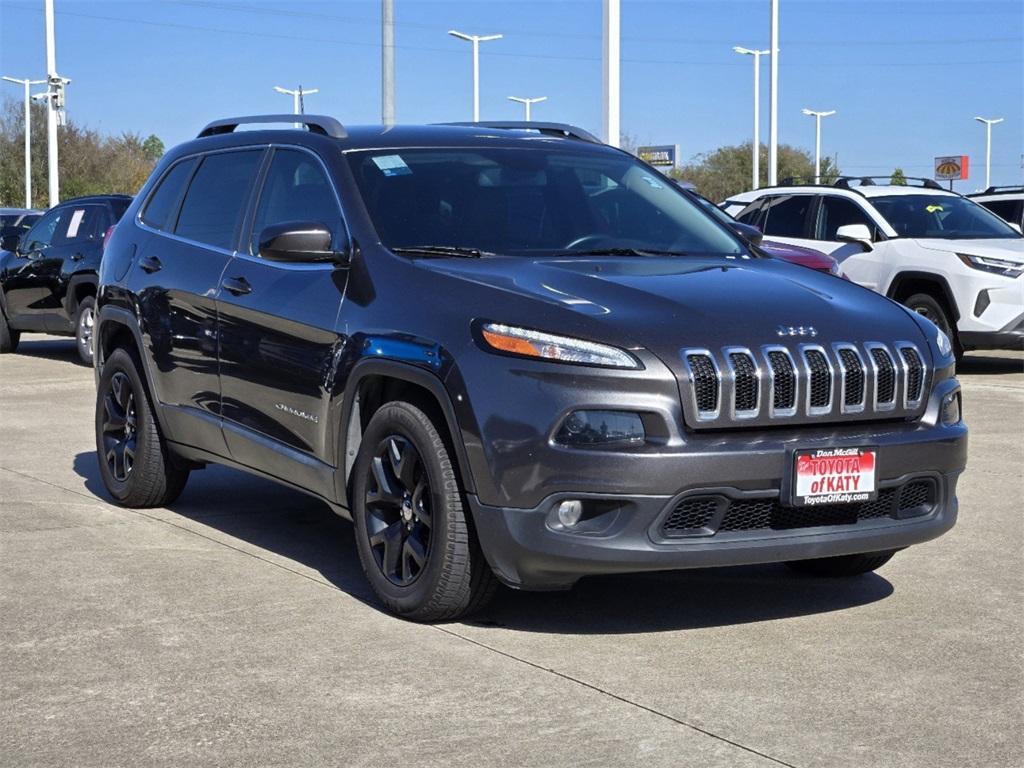 used 2018 Jeep Cherokee car, priced at $12,995