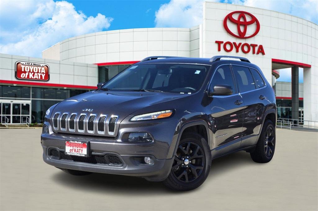 used 2018 Jeep Cherokee car, priced at $12,995