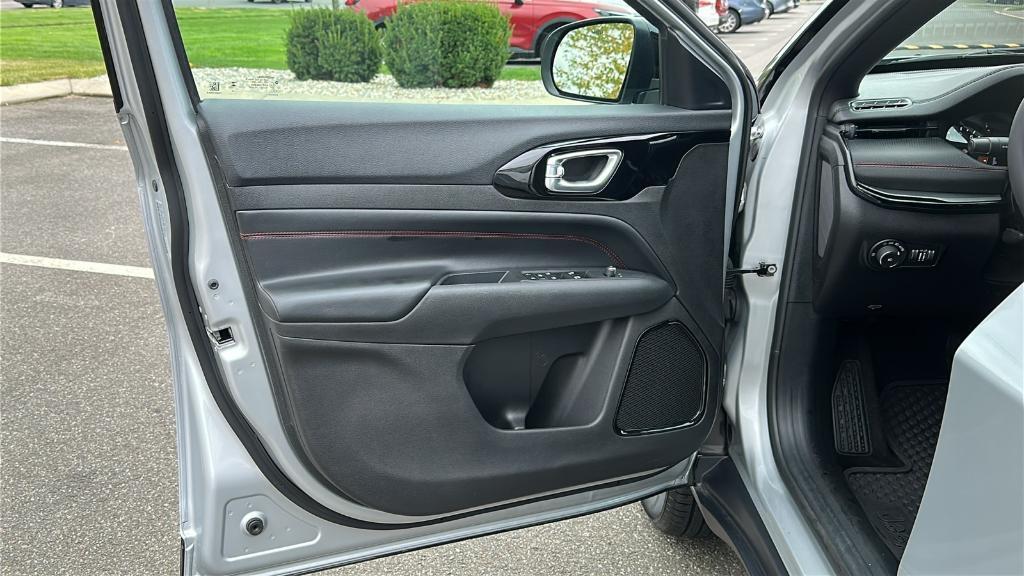 used 2024 Jeep Compass car, priced at $24,895