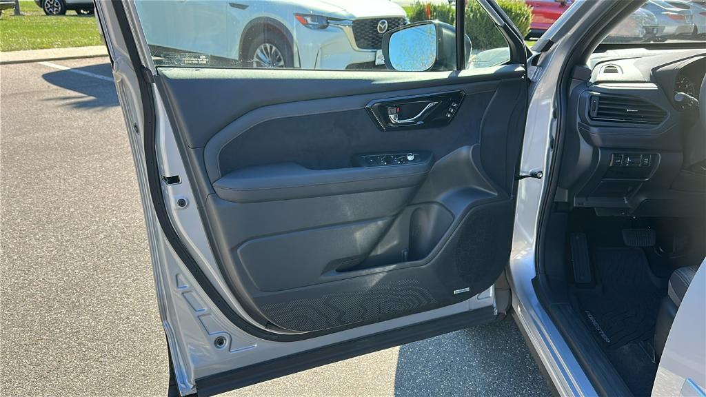 used 2025 Subaru Forester car, priced at $37,995