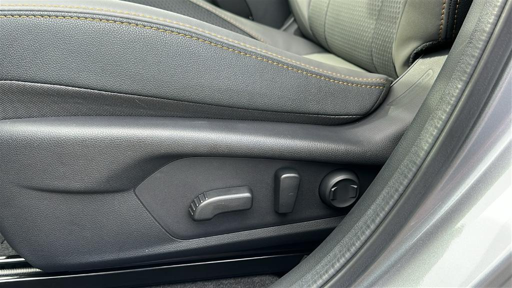 used 2025 Subaru Crosstrek car, priced at $32,795