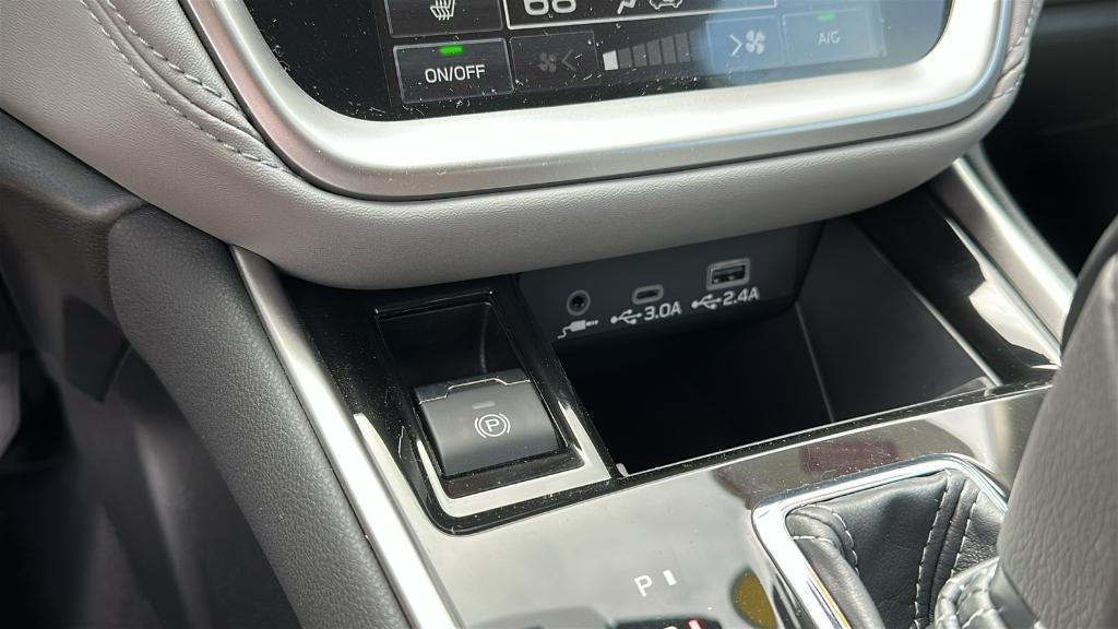 used 2025 Subaru Outback car, priced at $29,925