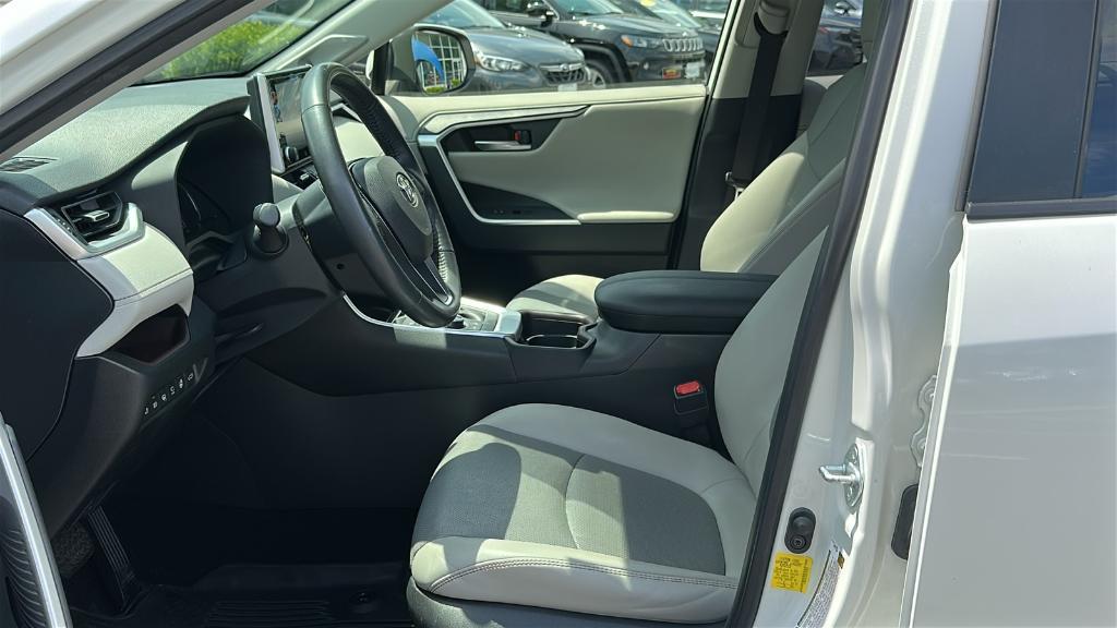 used 2019 Toyota RAV4 car, priced at $25,395