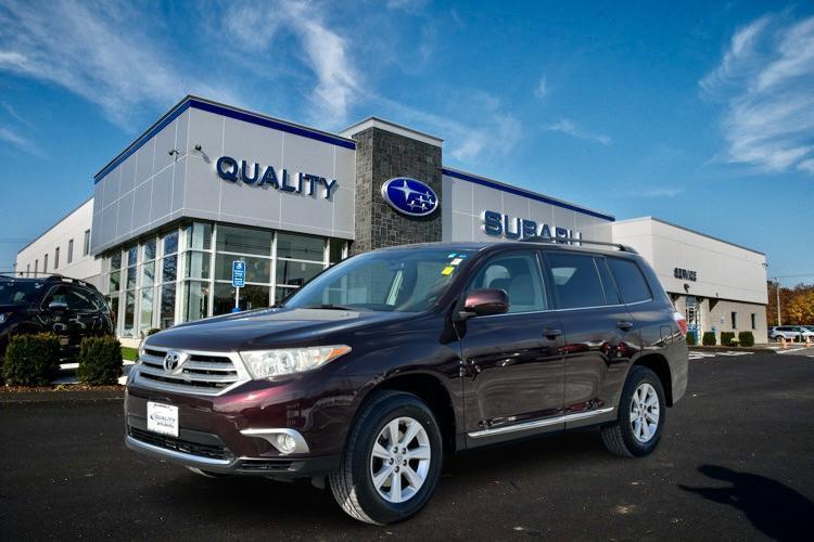 used 2012 Toyota Highlander car, priced at $16,995