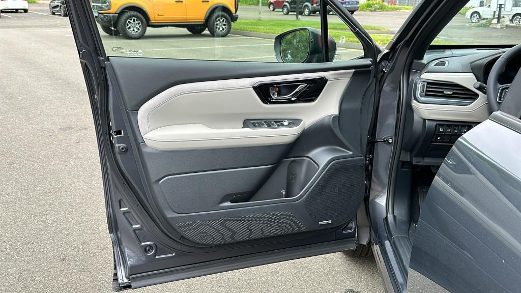 new 2025 Subaru Forester Hybrid car, priced at $39,571