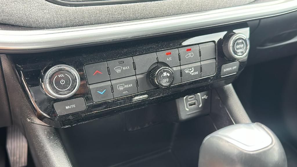 used 2022 Jeep Compass car, priced at $21,999