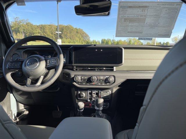 new 2025 Jeep Gladiator car, priced at $54,933