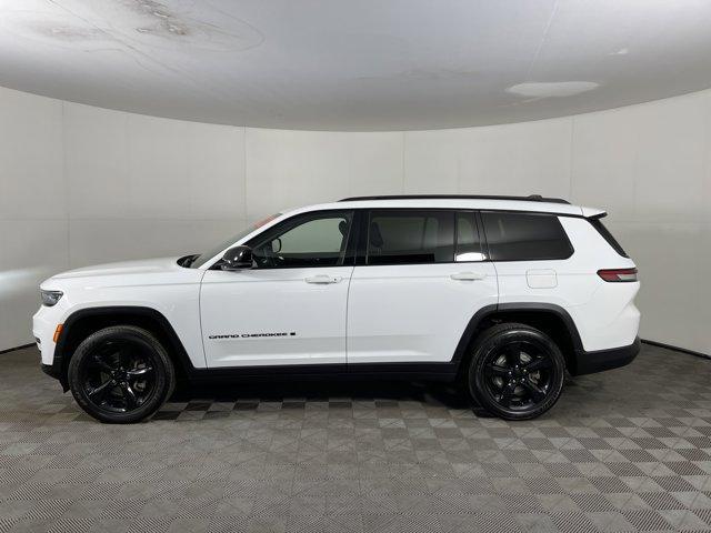 used 2022 Jeep Grand Cherokee L car, priced at $35,997