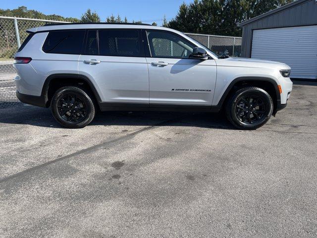 new 2025 Jeep Grand Cherokee L car, priced at $42,263