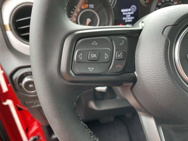 new 2025 Jeep Wrangler car, priced at $40,675