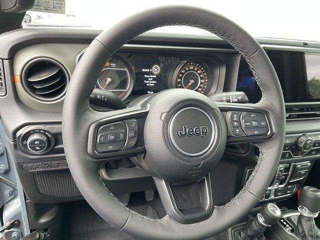 new 2025 Jeep Gladiator car, priced at $51,554