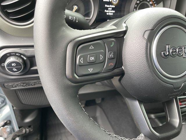 new 2025 Jeep Gladiator car, priced at $51,554