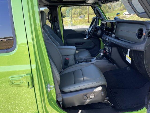 new 2025 Jeep Gladiator car, priced at $54,966