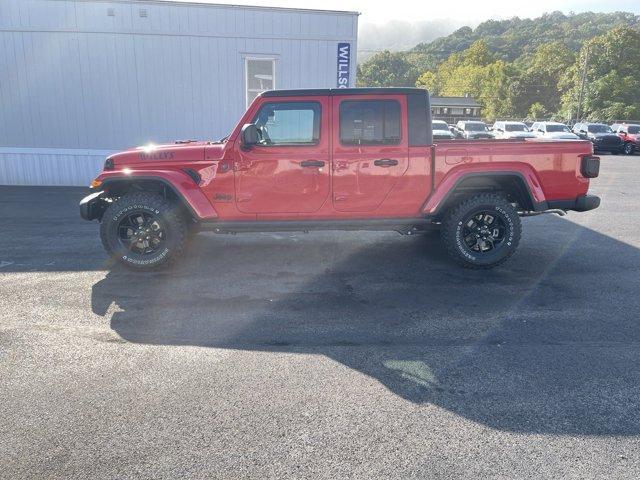 new 2024 Jeep Gladiator car, priced at $44,825