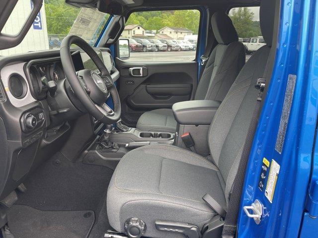 new 2025 Jeep Wrangler car, priced at $39,299