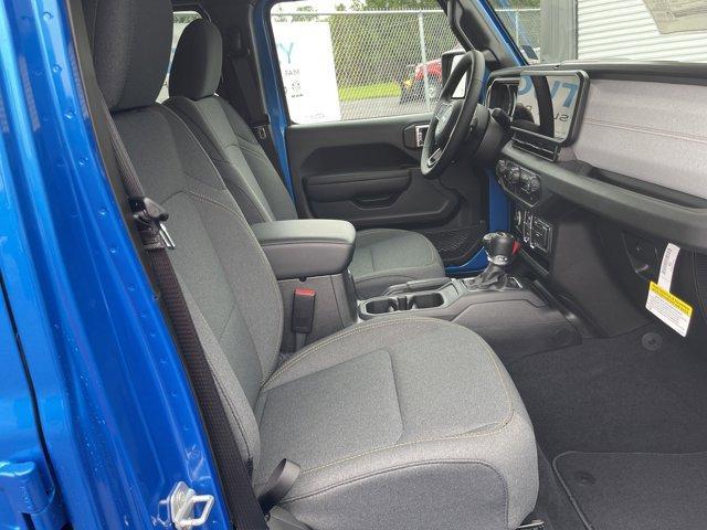 new 2025 Jeep Wrangler car, priced at $39,299