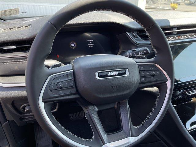 new 2025 Jeep Grand Cherokee car, priced at $37,245