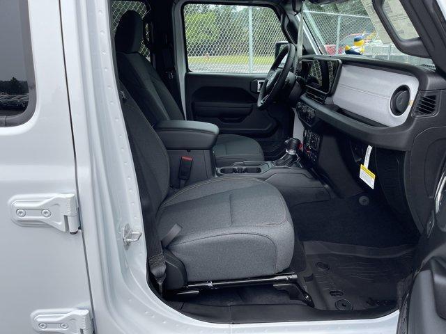 new 2025 Jeep Gladiator car, priced at $39,342