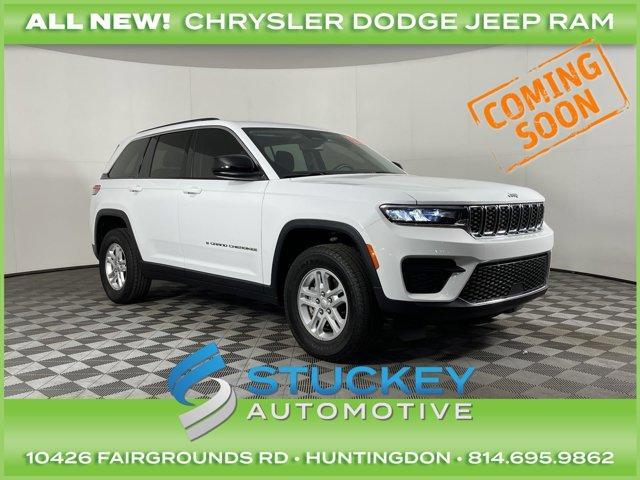 used 2022 Jeep Grand Cherokee car, priced at $33,497