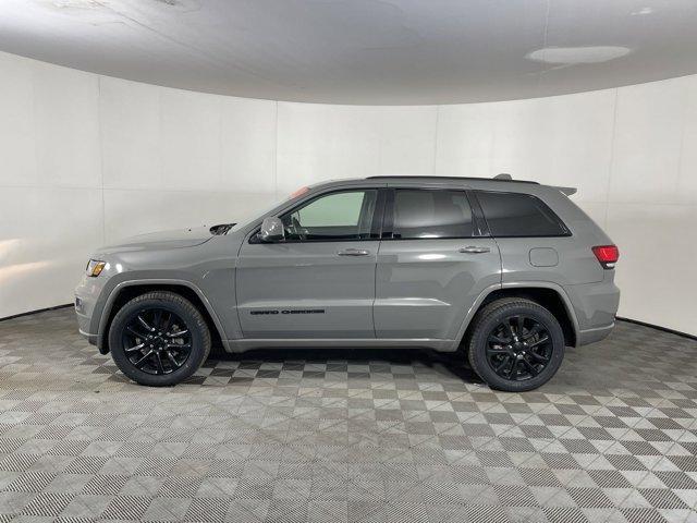 used 2020 Jeep Grand Cherokee car, priced at $28,297