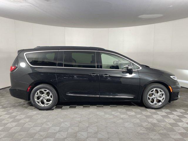 used 2023 Chrysler Pacifica car, priced at $36,997