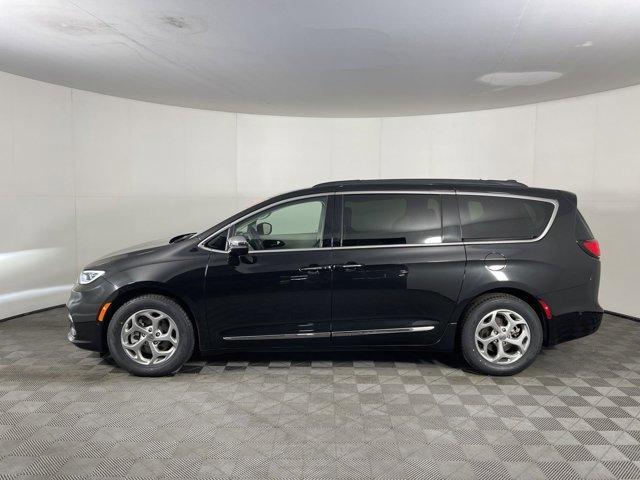 used 2023 Chrysler Pacifica car, priced at $36,997