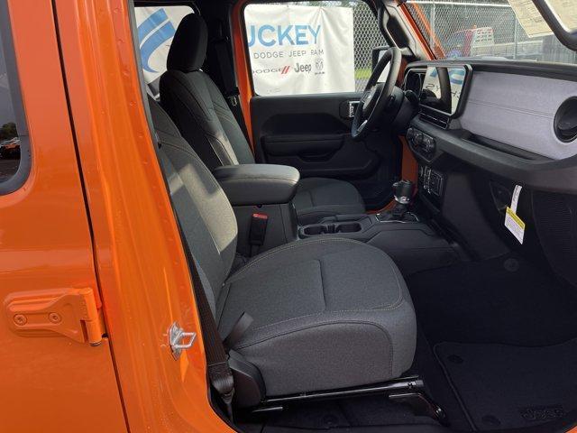 new 2025 Jeep Wrangler car, priced at $38,584