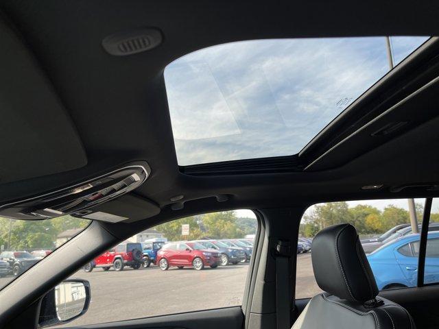 new 2025 Jeep Grand Cherokee car, priced at $41,979