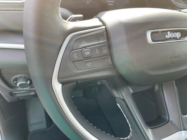 new 2025 Jeep Grand Cherokee car, priced at $41,979