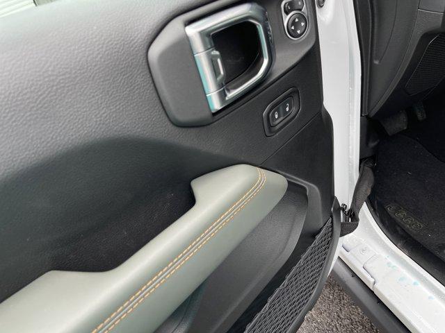 new 2025 Jeep Gladiator car, priced at $55,484