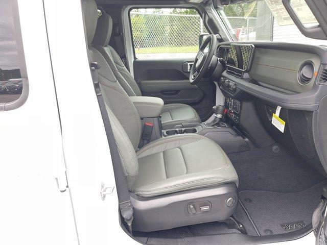 new 2025 Jeep Gladiator car, priced at $55,484
