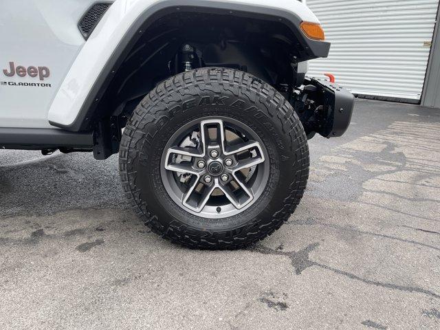 new 2025 Jeep Gladiator car, priced at $55,484