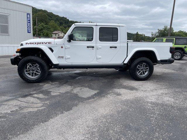 new 2025 Jeep Gladiator car, priced at $55,484