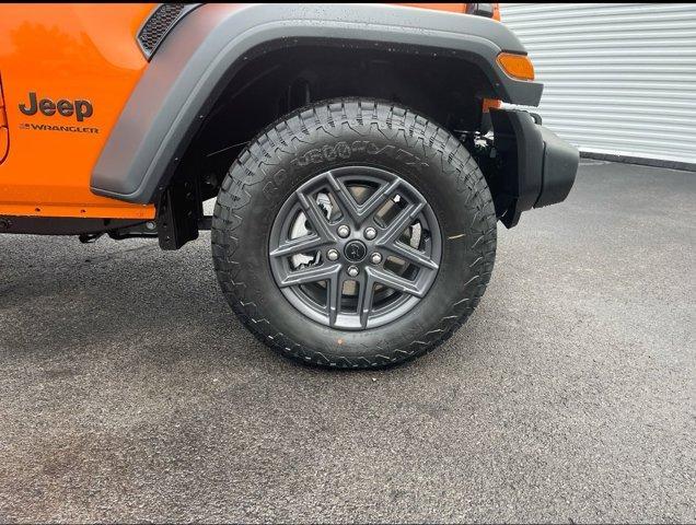 new 2025 Jeep Wrangler car, priced at $41,460