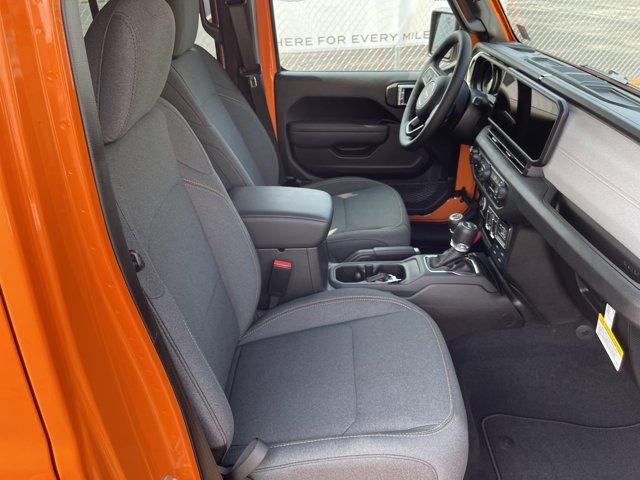 new 2025 Jeep Wrangler car, priced at $41,460