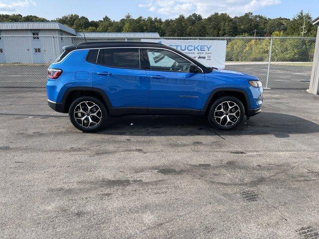 new 2025 Jeep Compass car, priced at $33,801