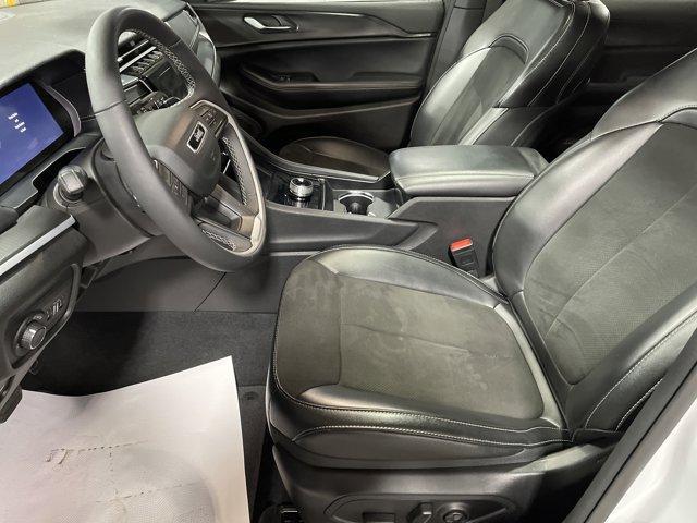 used 2024 Jeep Grand Cherokee L car, priced at $35,997