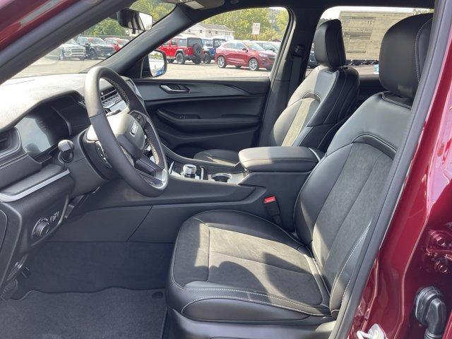 new 2025 Jeep Grand Cherokee L car, priced at $44,268